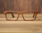QQ Teleport sapeli - Wooden Eyeglasses